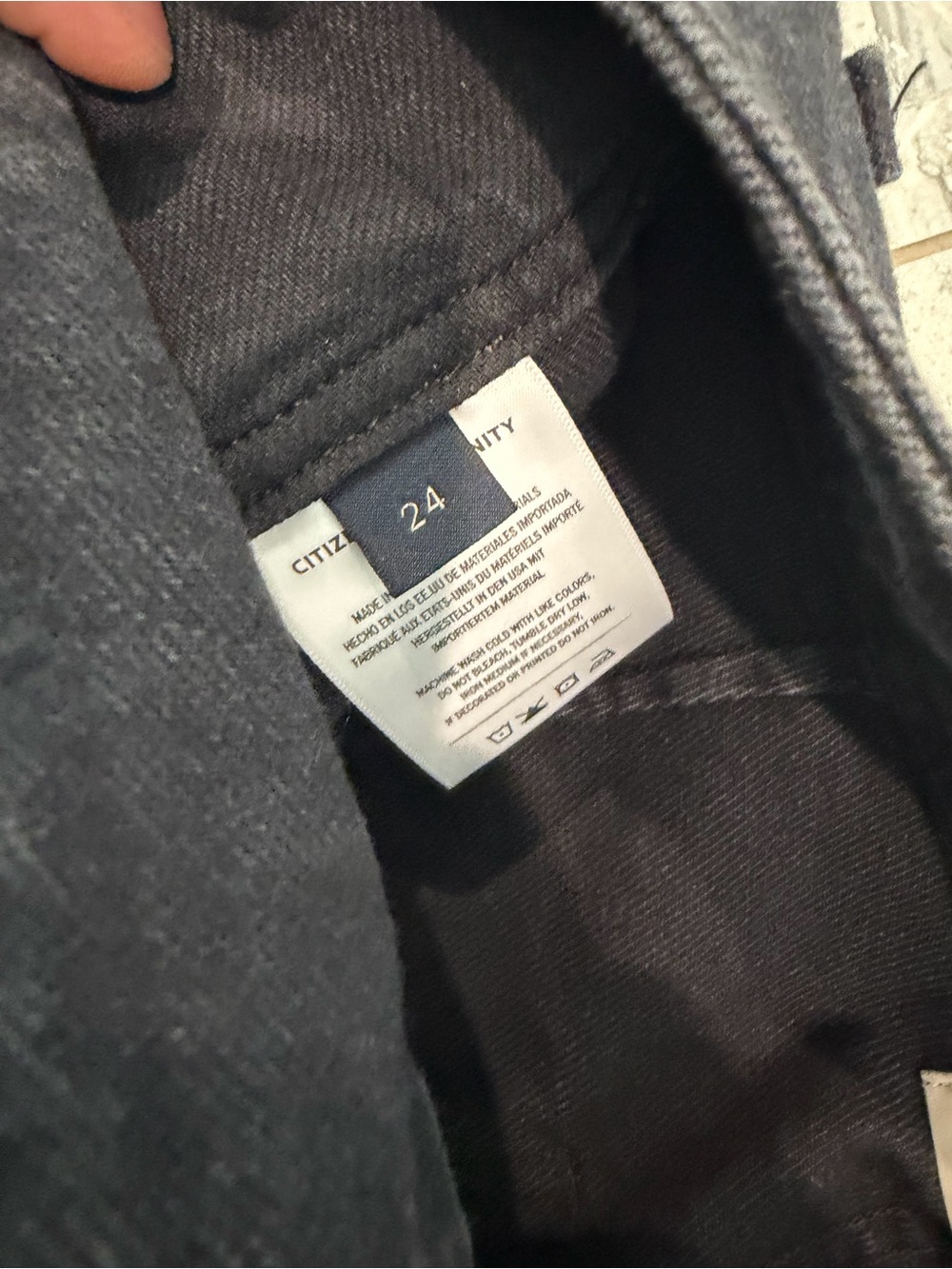 Citizens Of Humanity Charcoal Flare Jeans - High Waist Wide Leg - Picture 6 of 6